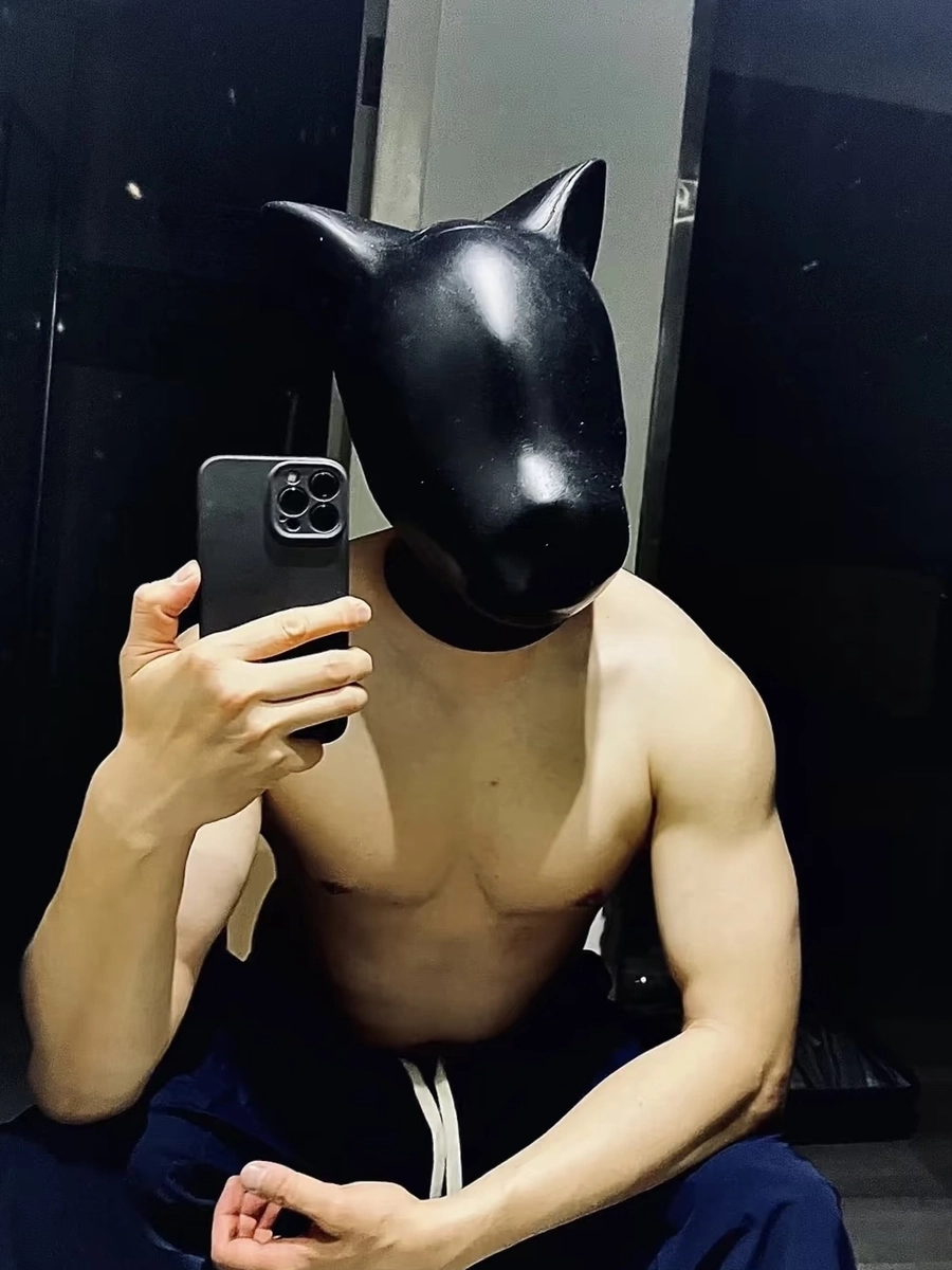 gallery-04-mirror-selfie